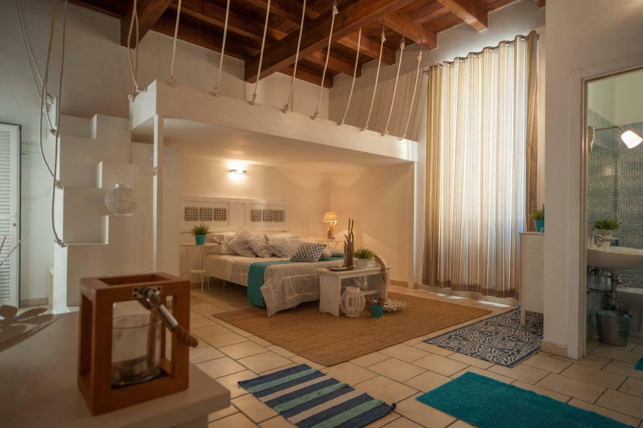 Portadamare Bed & Breakfast Трани Екстериор снимка